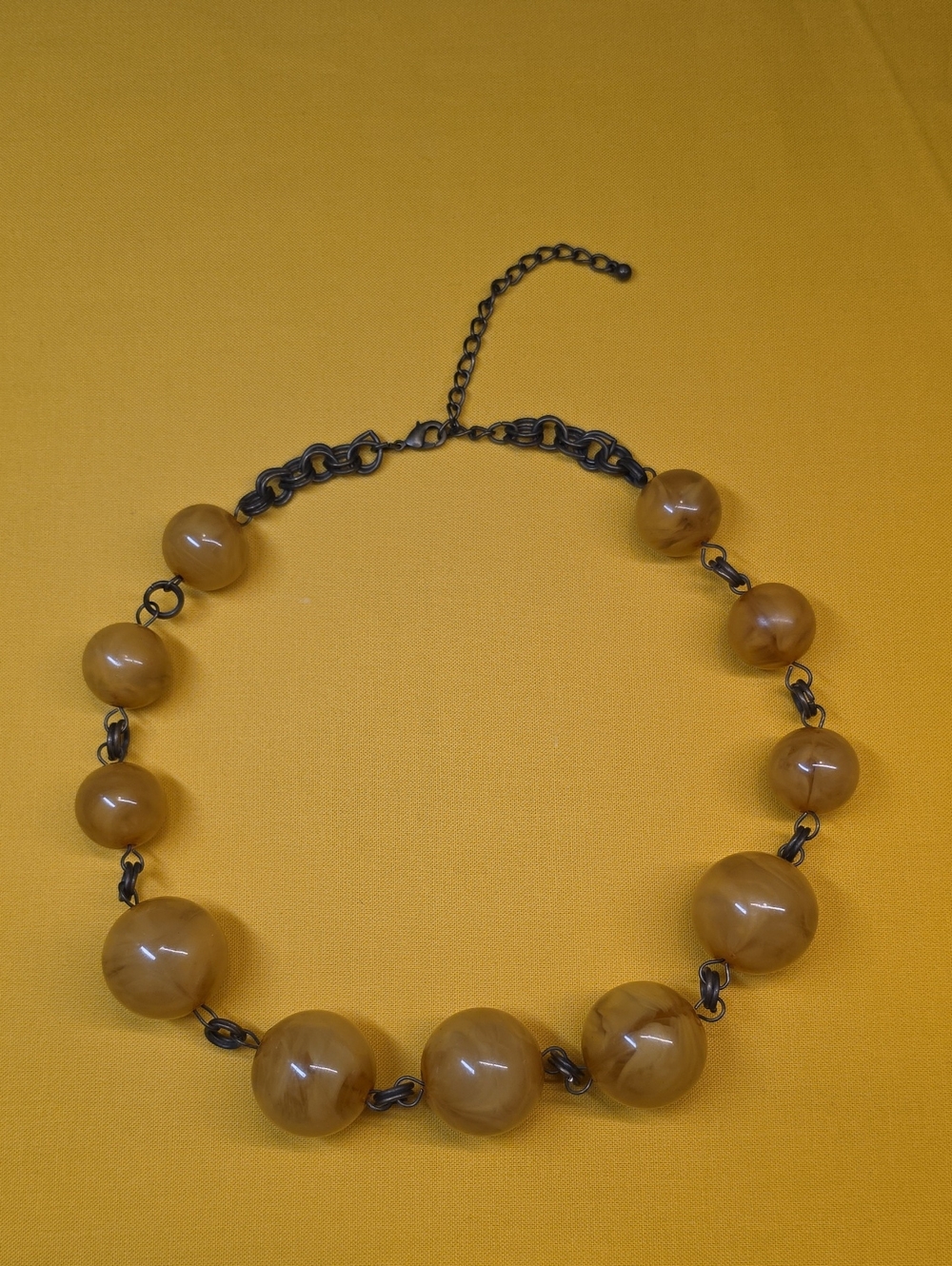 Antique Egg Yolk Baltic Amber ▪︎ Graduated Bead Necklace ▪︎ Blacklight Tested 🔦
